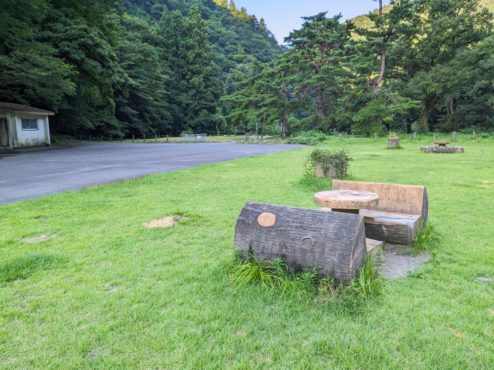 勝原園地の駐車場