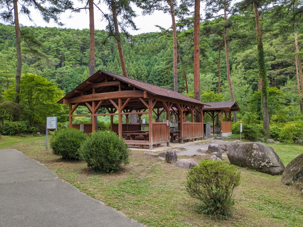 妙琴公園キャンプ場の炊事場