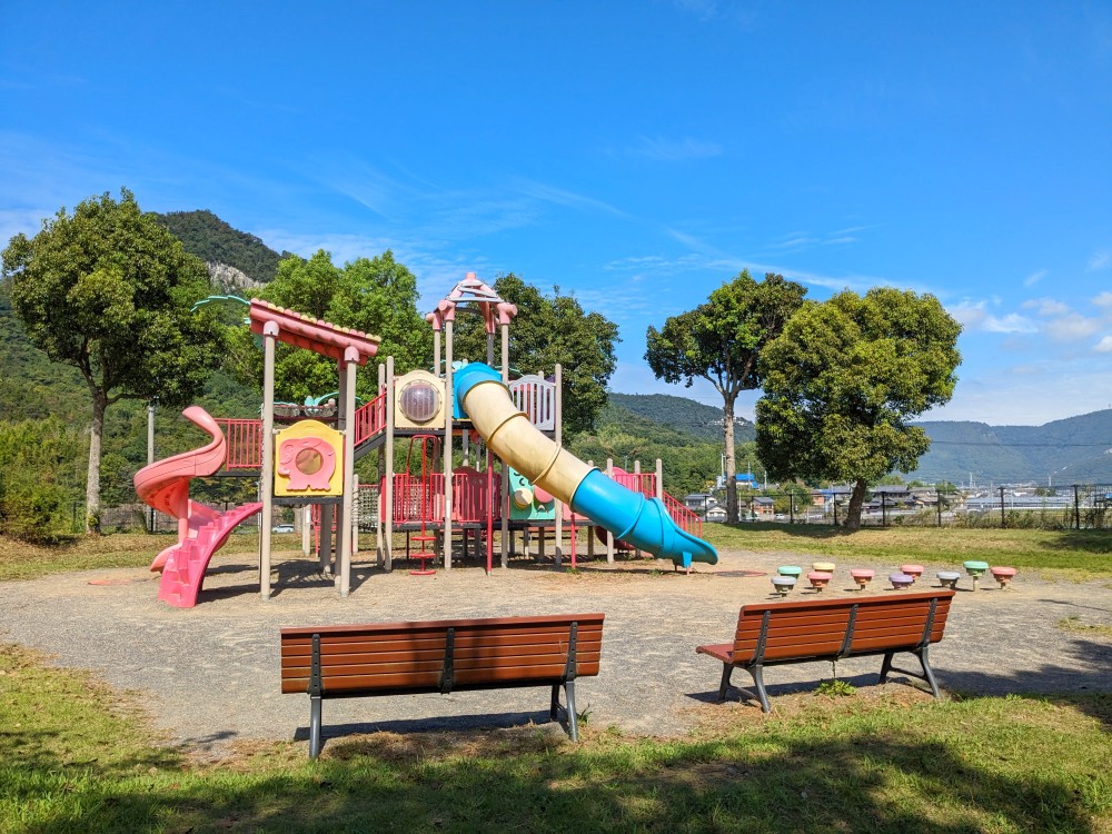 橘ノ丘総合運動公園の大型遊具