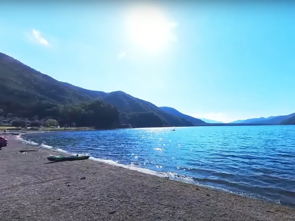 西ノ海キャンプ場から見える西湖