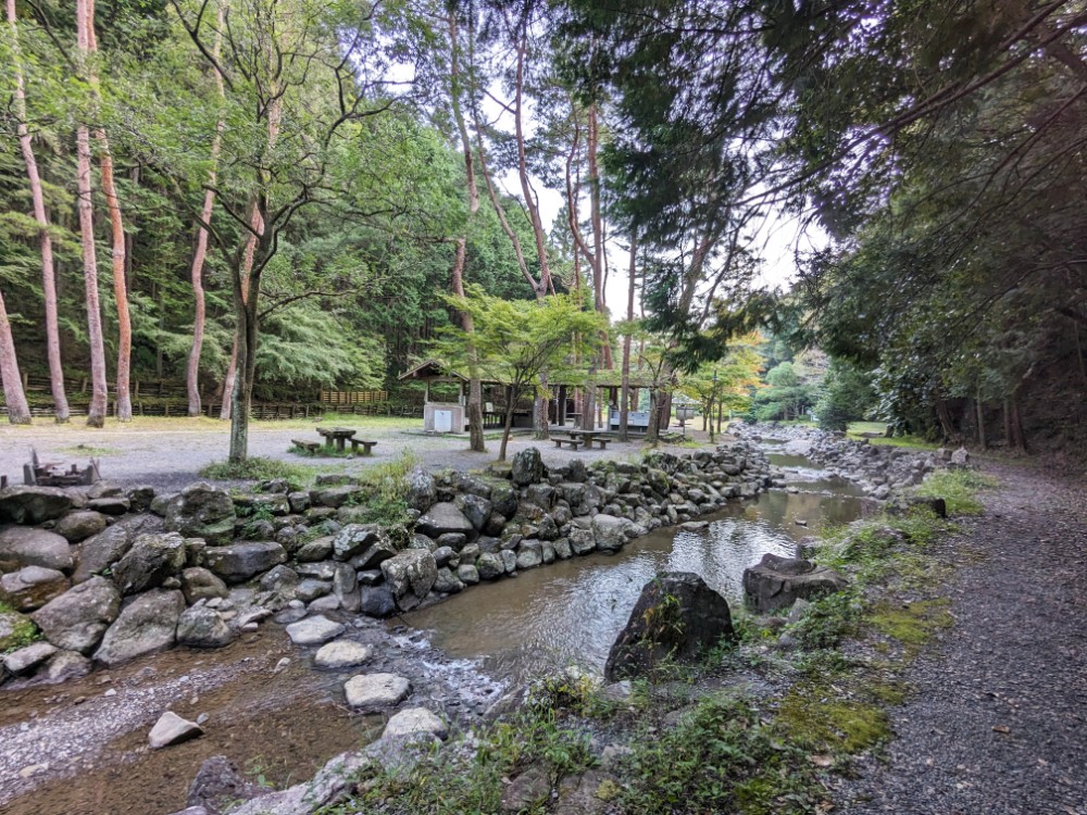 童子沢親水公園(静岡県島田市)を流れる川