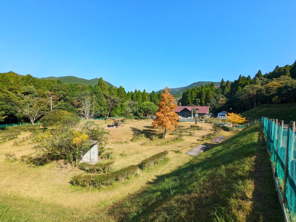 オートキャンプ森のかわなべのドッグラン