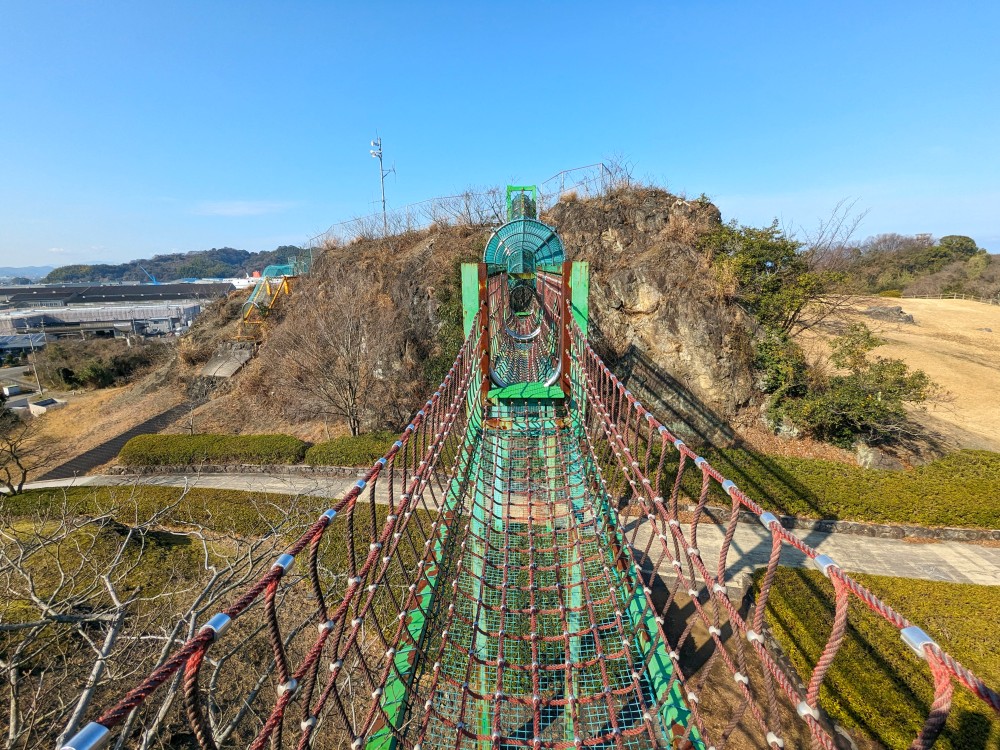 黒島海浜公園キャンプ場のネット遊具