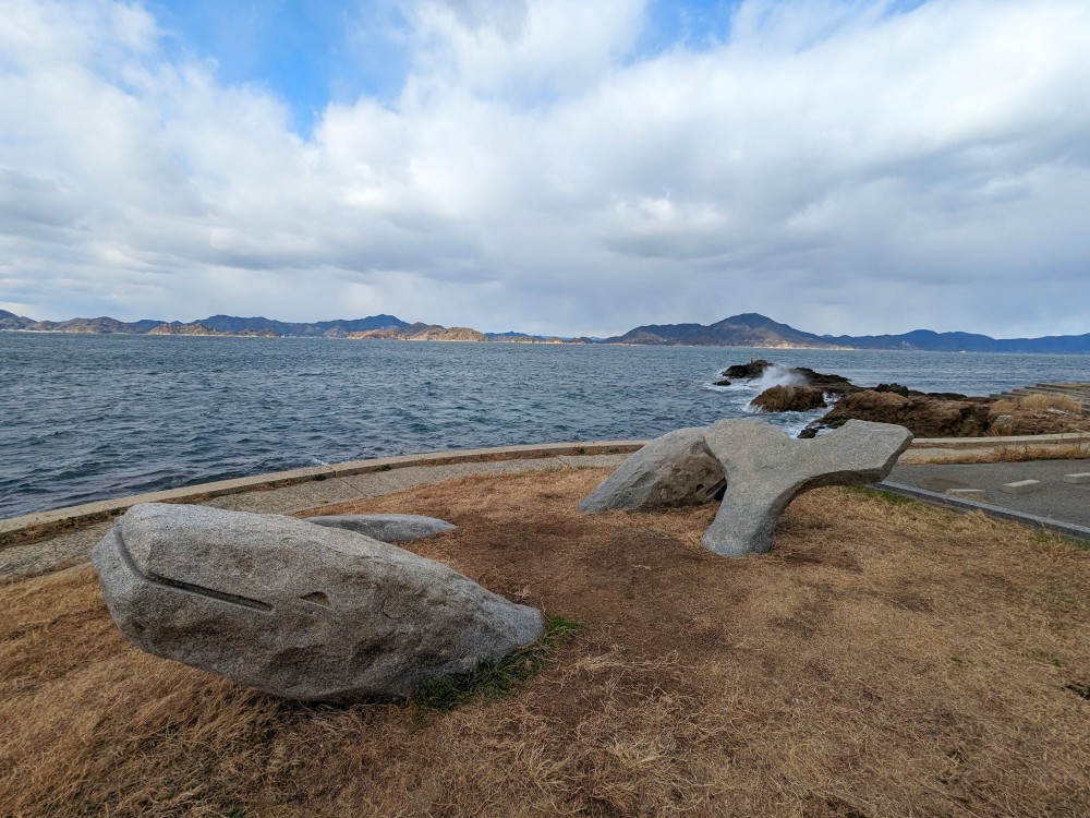 大角海浜公園キャンプ場のくじら広場にあるくじらのモニュメント