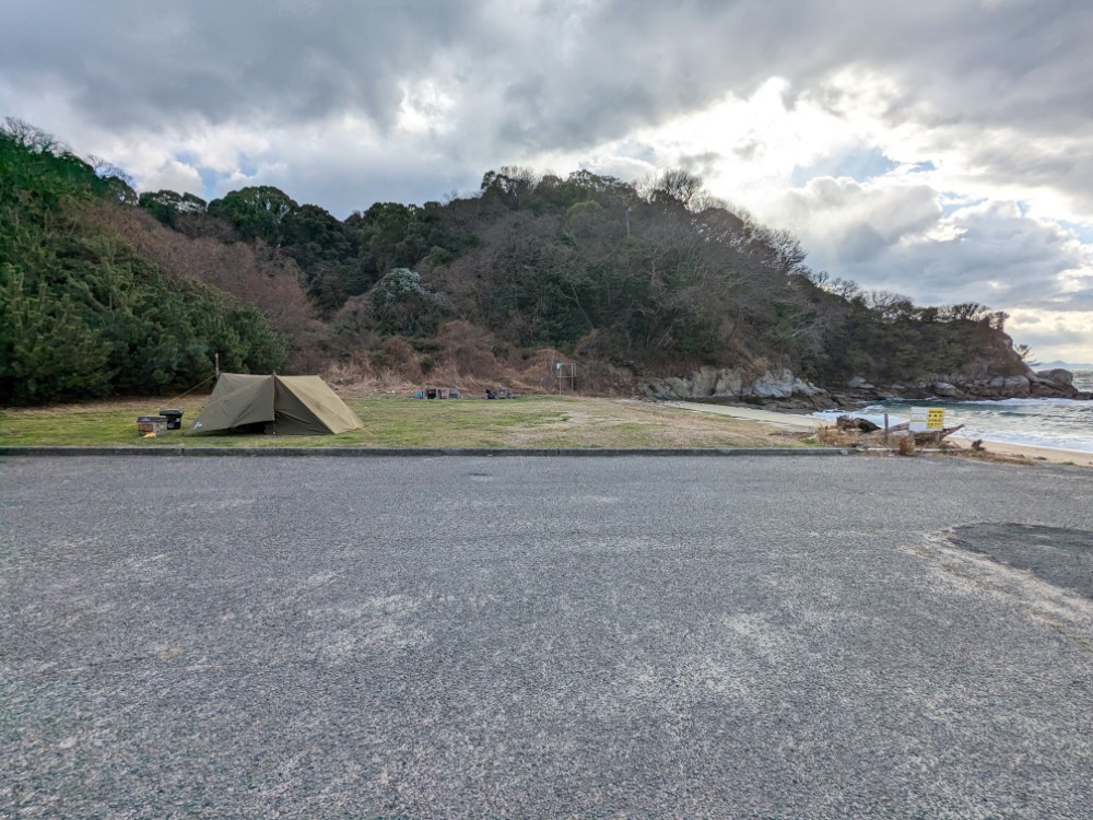 七五三ヶ浦公園キャンプ場(愛媛県今治市)の全景