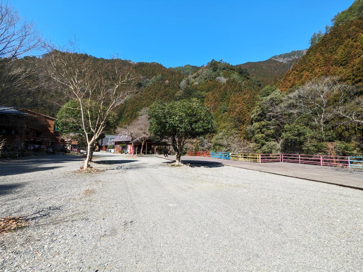 庵の郷オートキャンプ場(奈良県天川村)の区画オートサイト