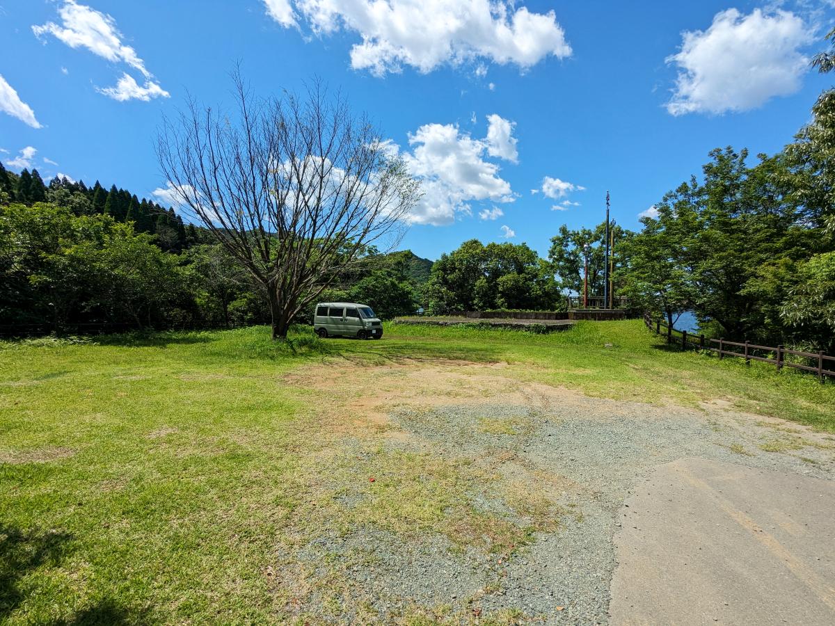 竜門ダム 風の広場キャンプ場の駐車場