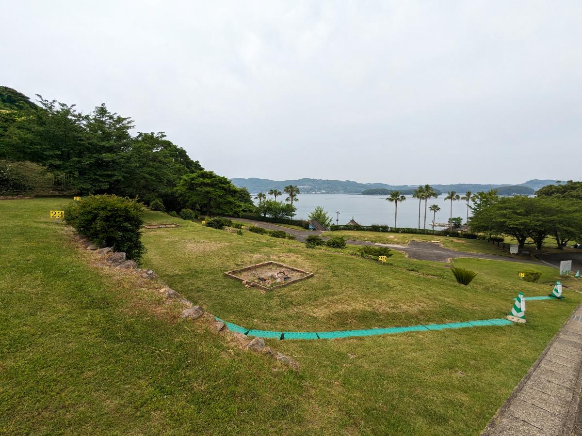 四本堂公園キャンプ場(長崎県西海市)の区画サイト