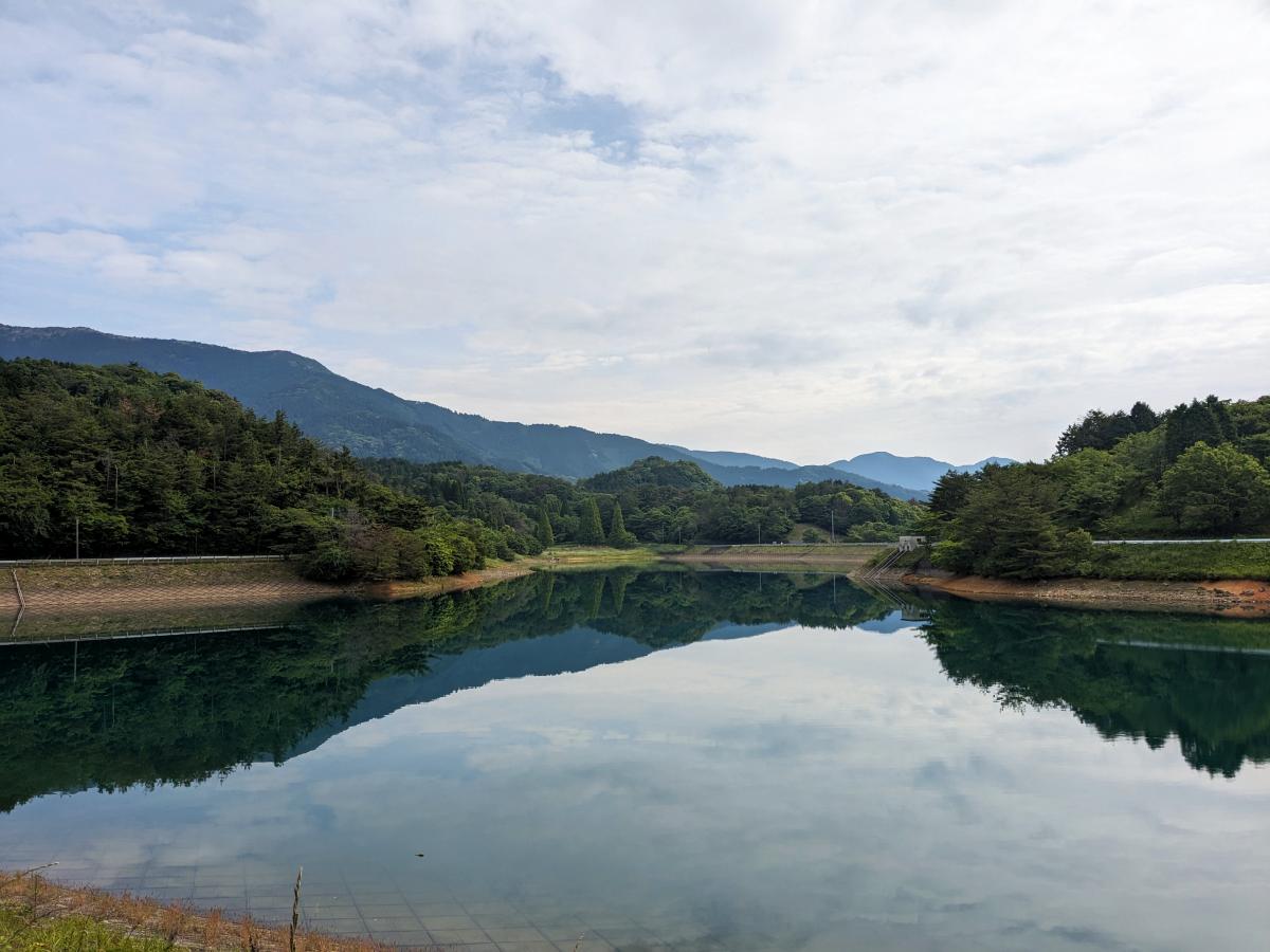 八丁キャンプ場近くの八丁ダム